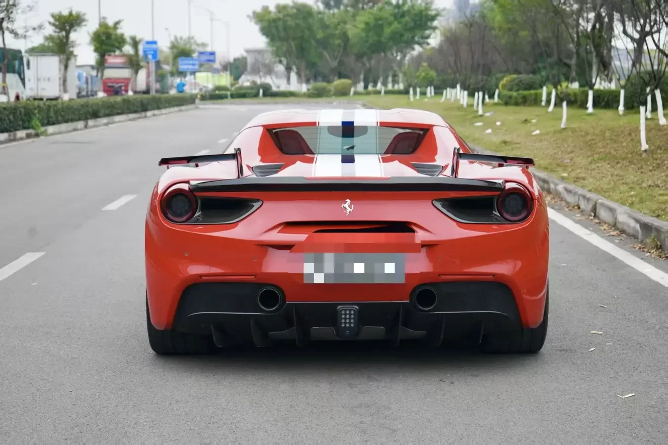 Ferrari 488
