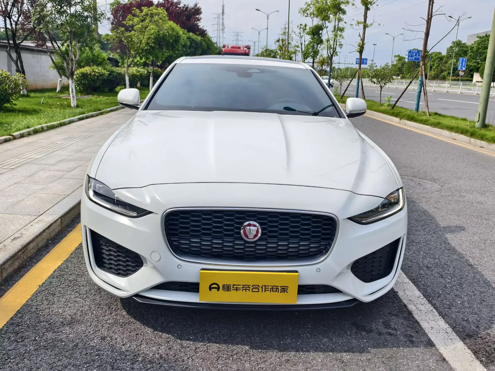 Jaguar XEL