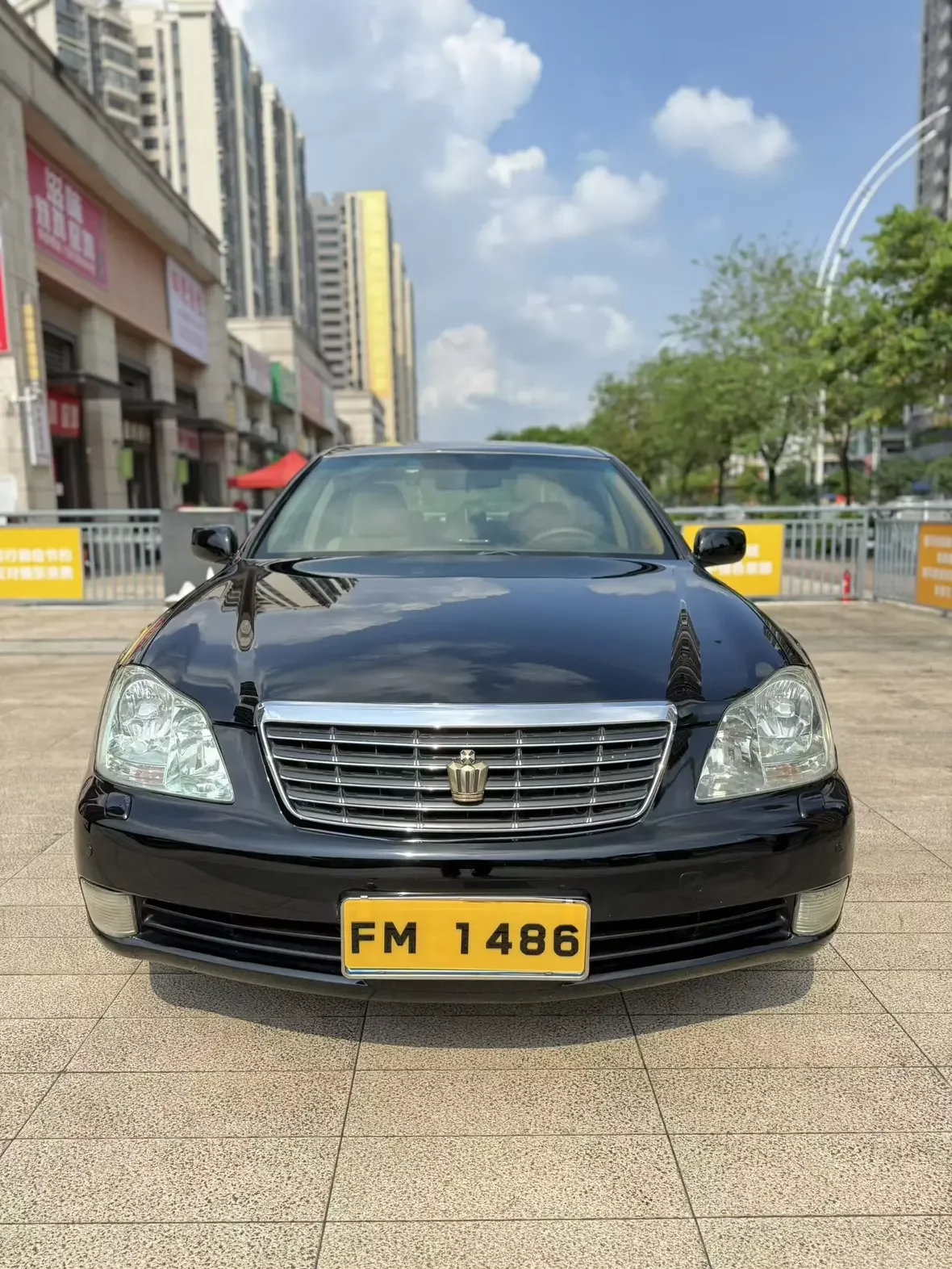 Toyota crown