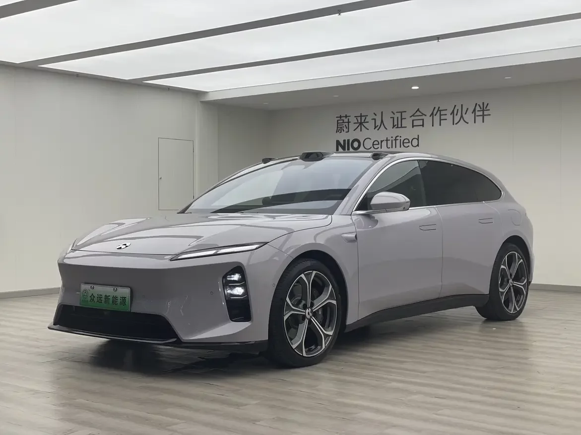 NIO ET5T