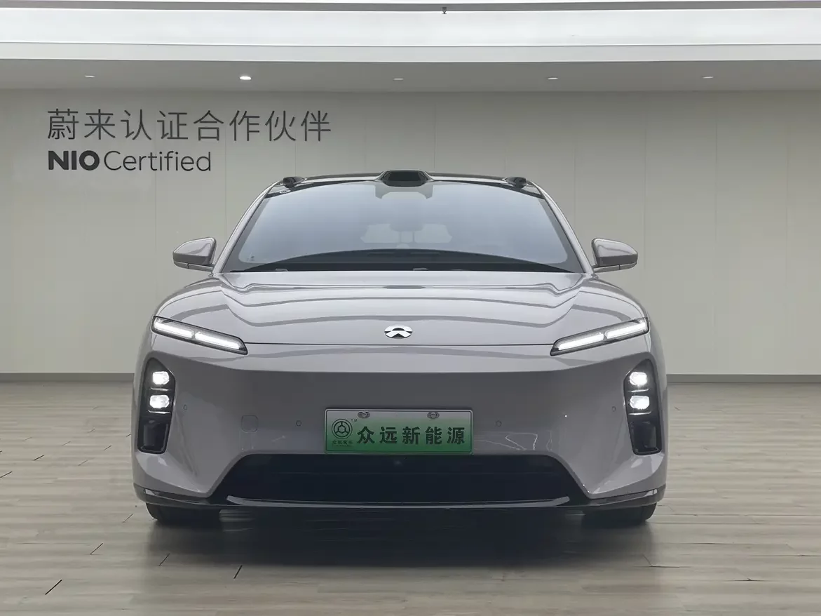 NIO ET5T