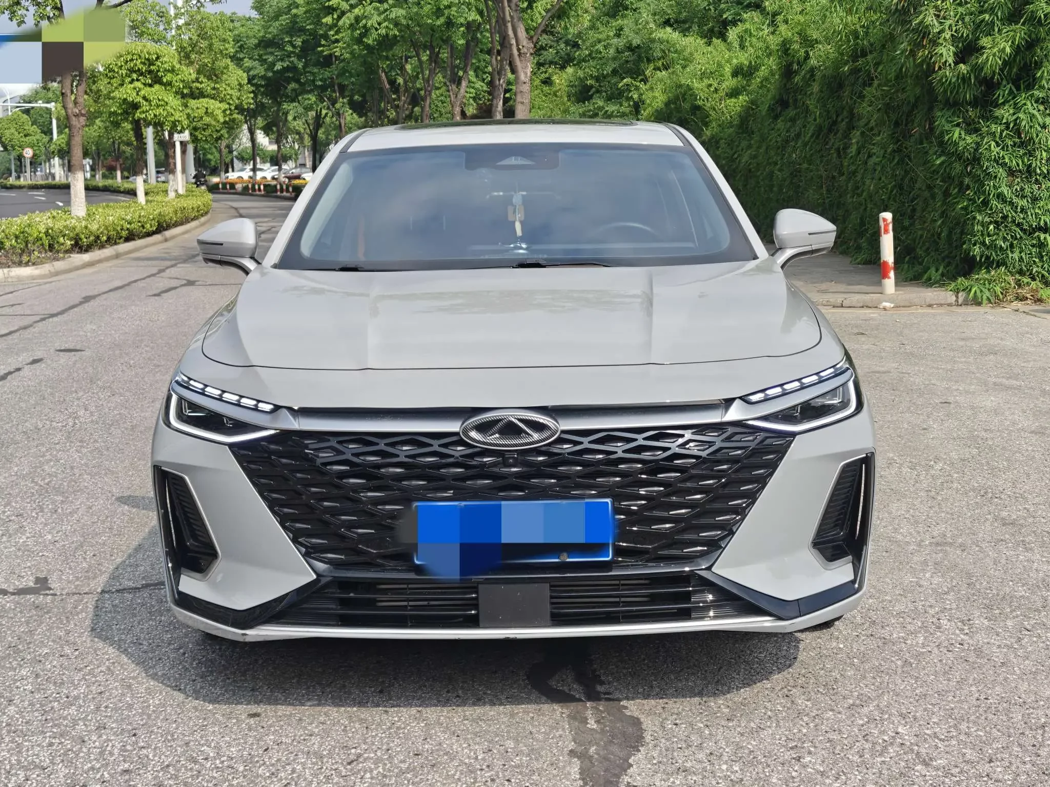 Chery Arrizo 8