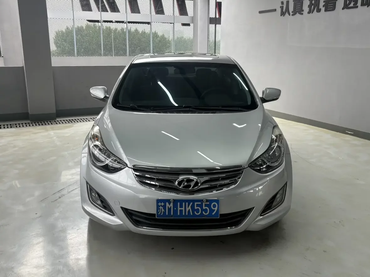 Hyundai Elantra