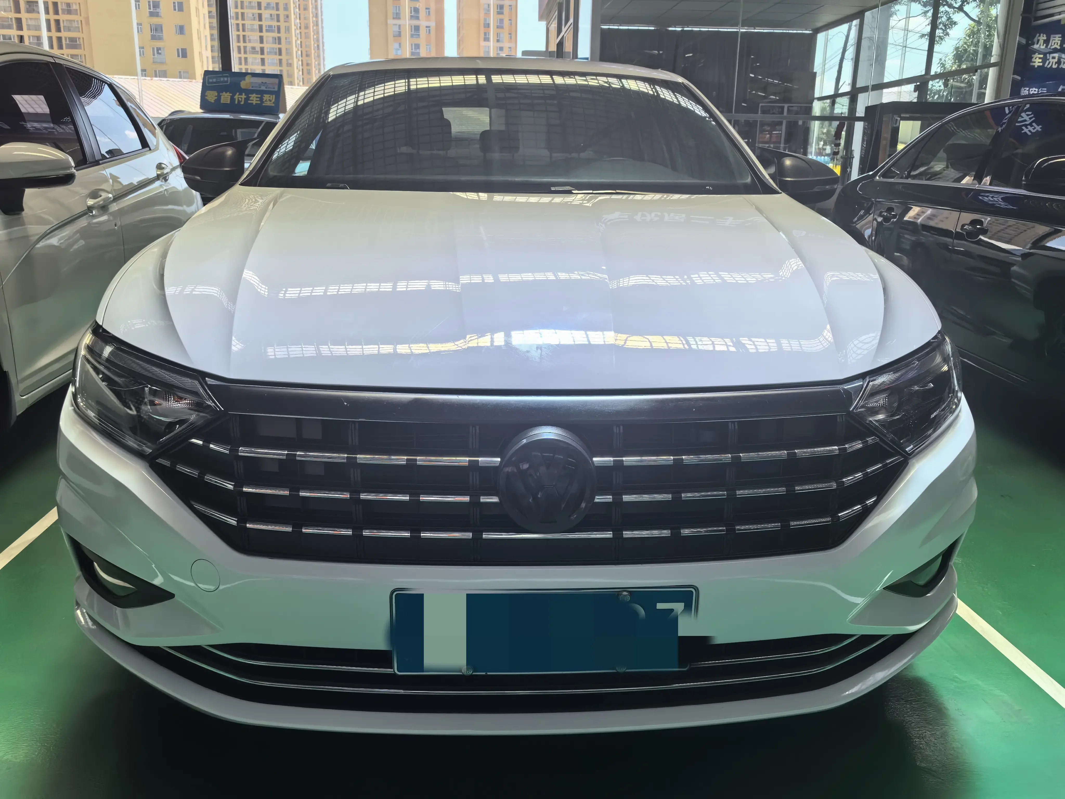 Volkswagen Sagitar