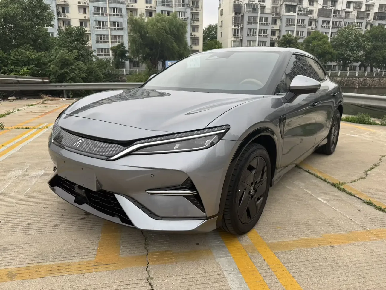BYD Song L EV