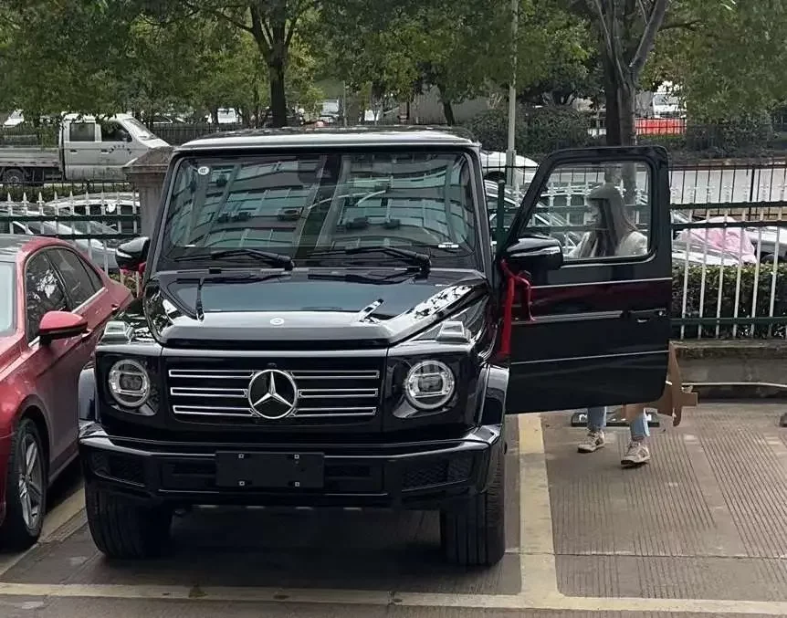 Mercedes-Benz G Class