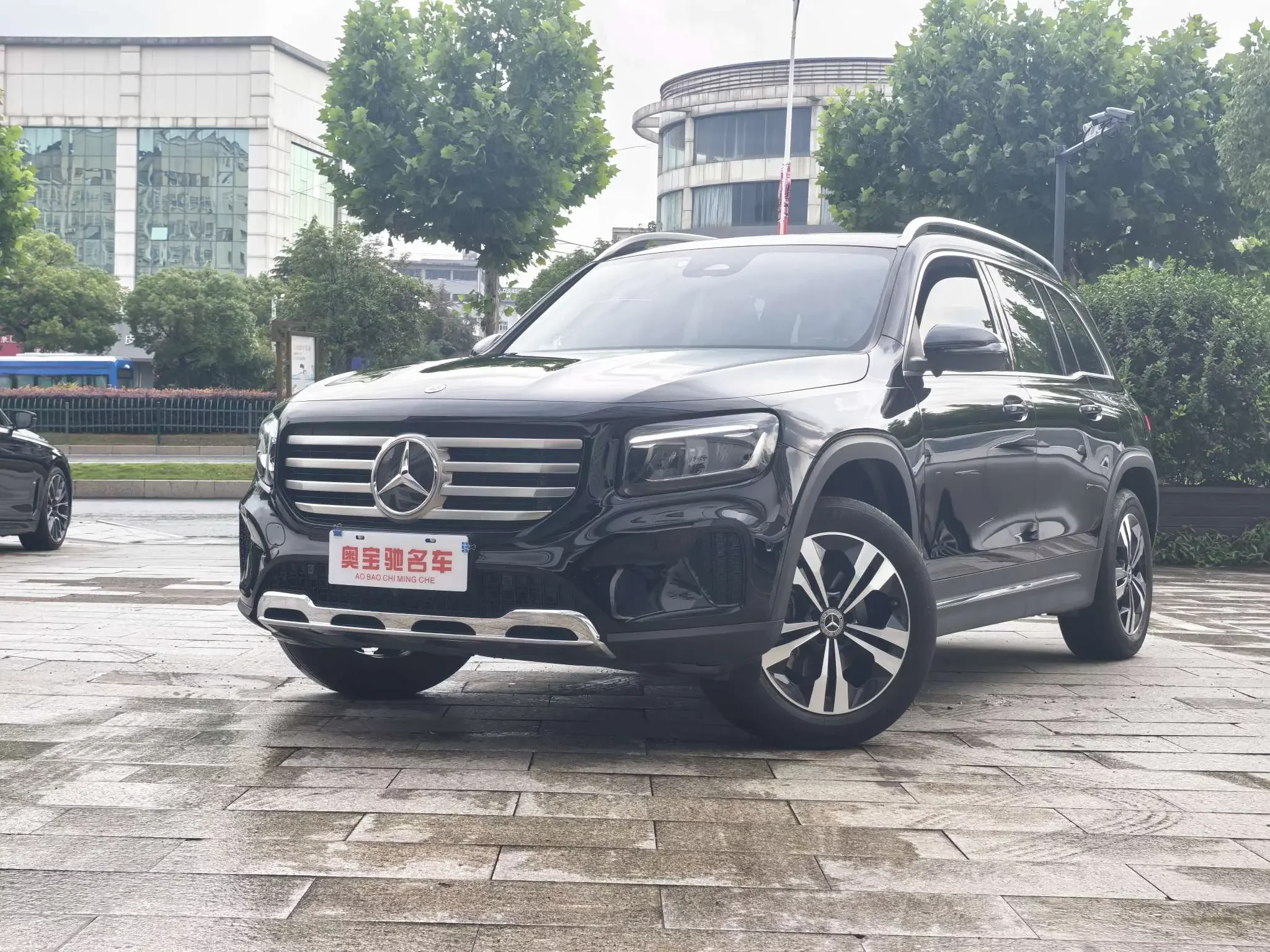 Mercedes-Benz GLB