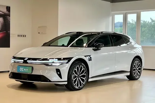 ZEEKR 007GT