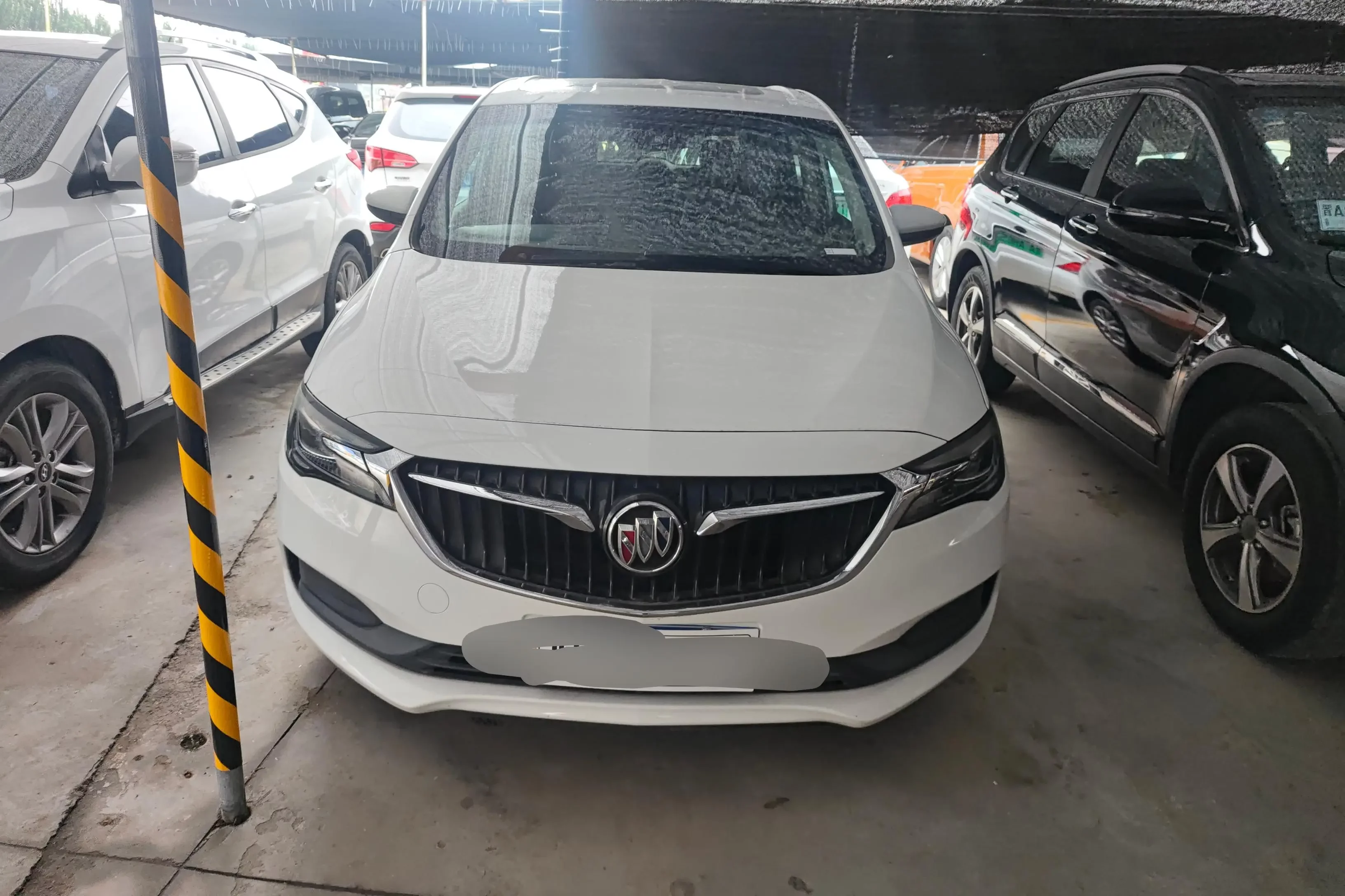 Buick GL6