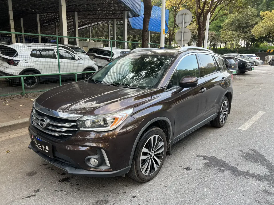 GAC Trumpchi GS4