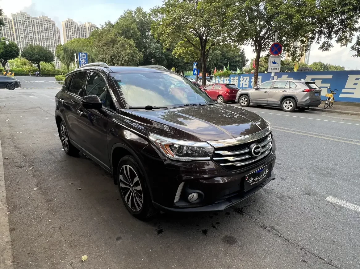GAC Trumpchi GS4