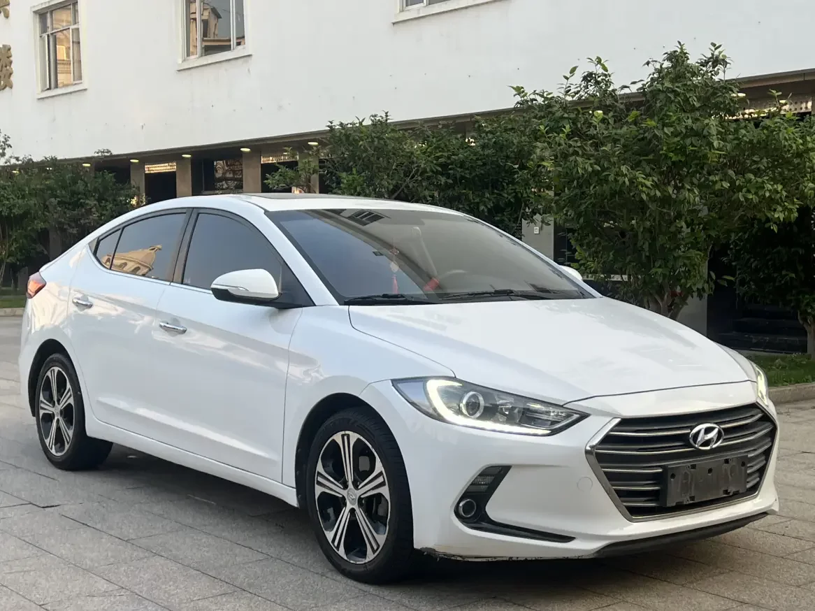 Hyundai lead