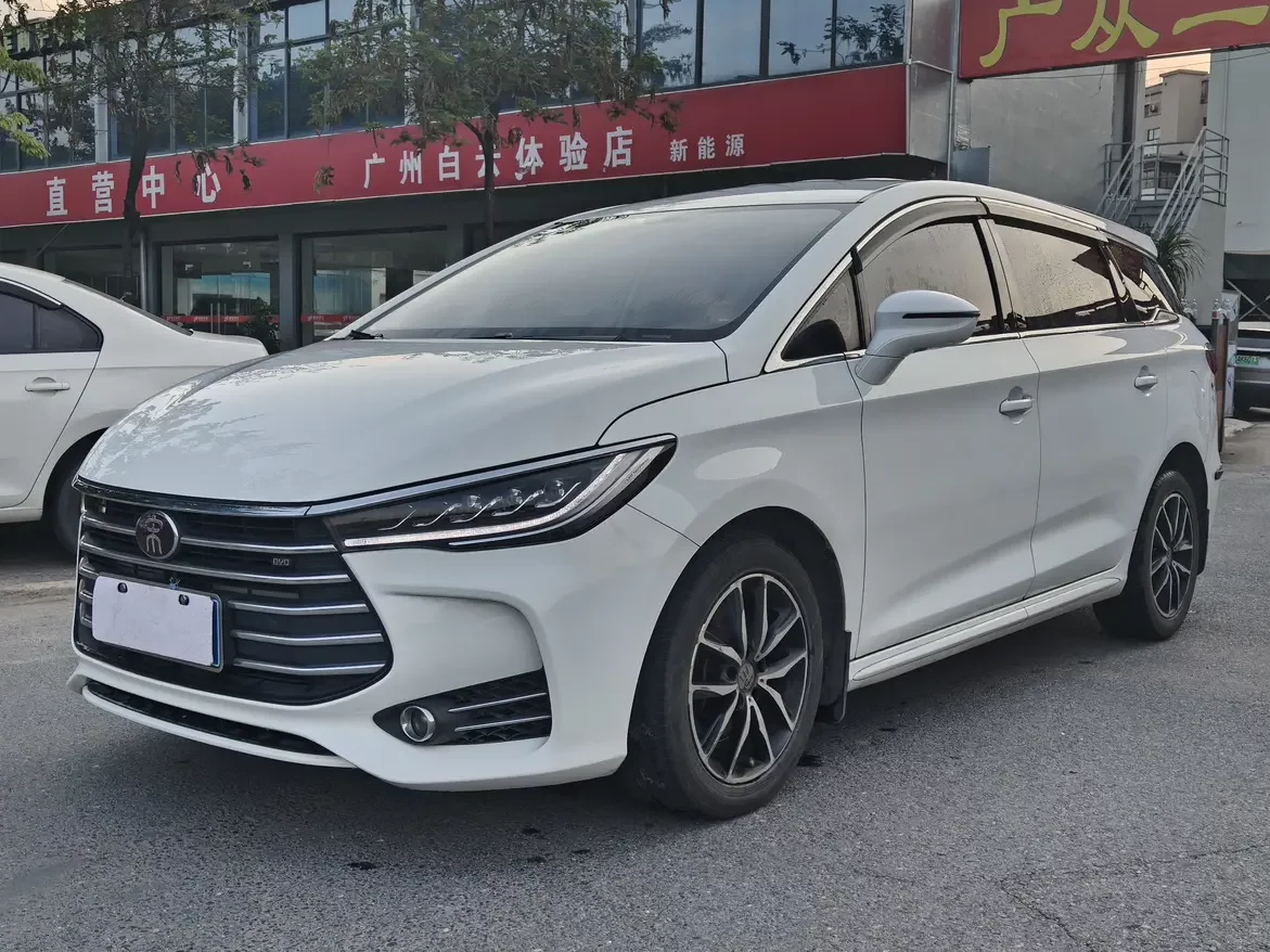 BYD Song MAX