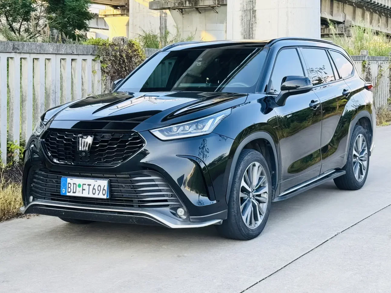 Toyota Crown Kluger