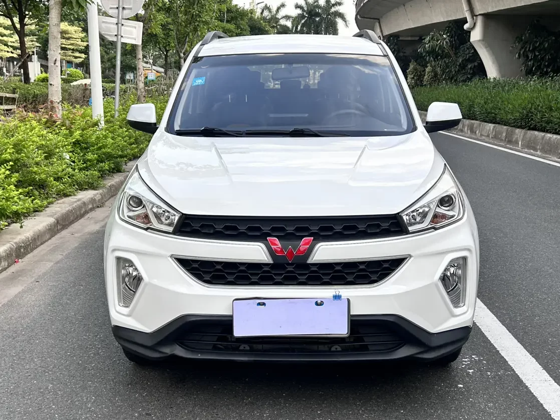 Wuling Hongguang S3