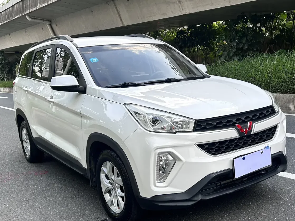 Wuling Hongguang S3