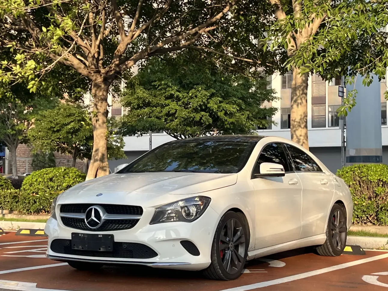 Mercedes-Benz CLA (Imported)