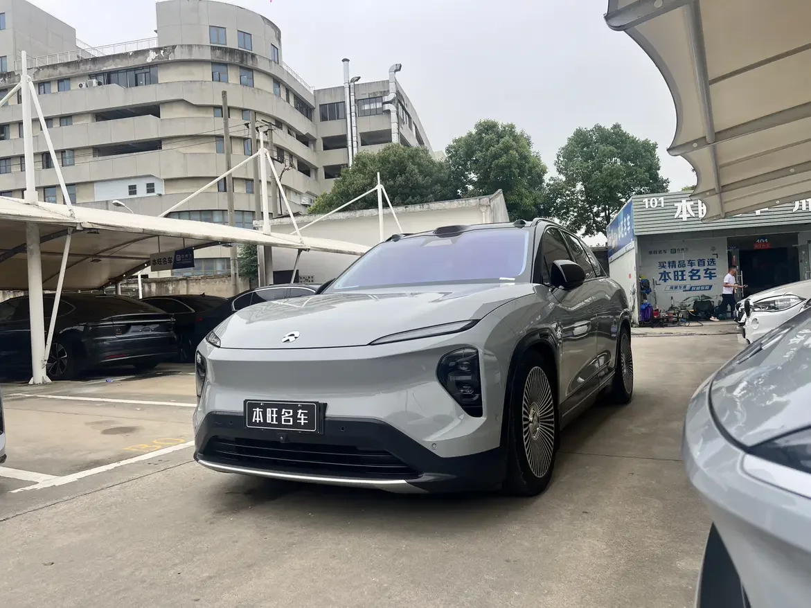 NIO ES7