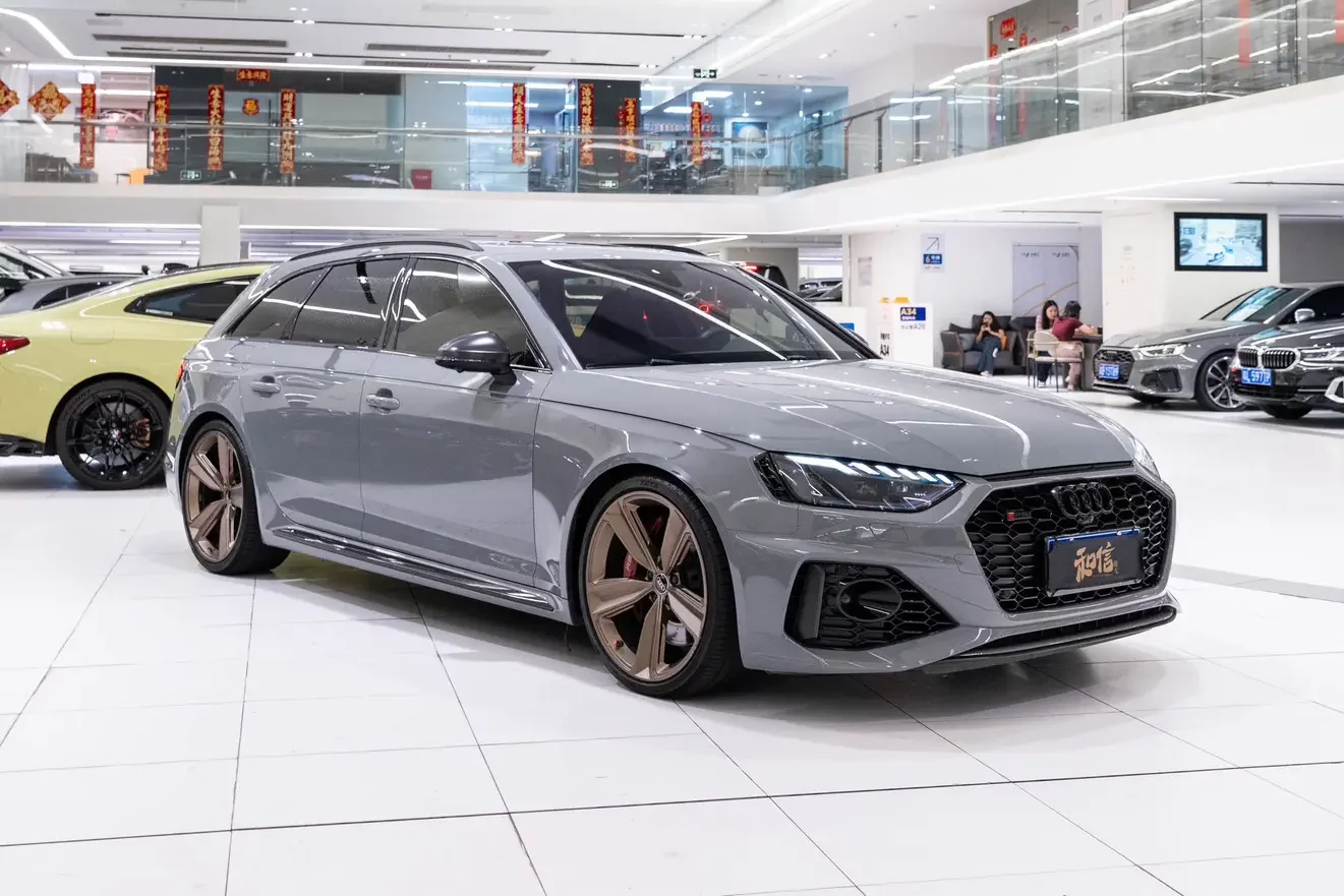 Audi RS 4