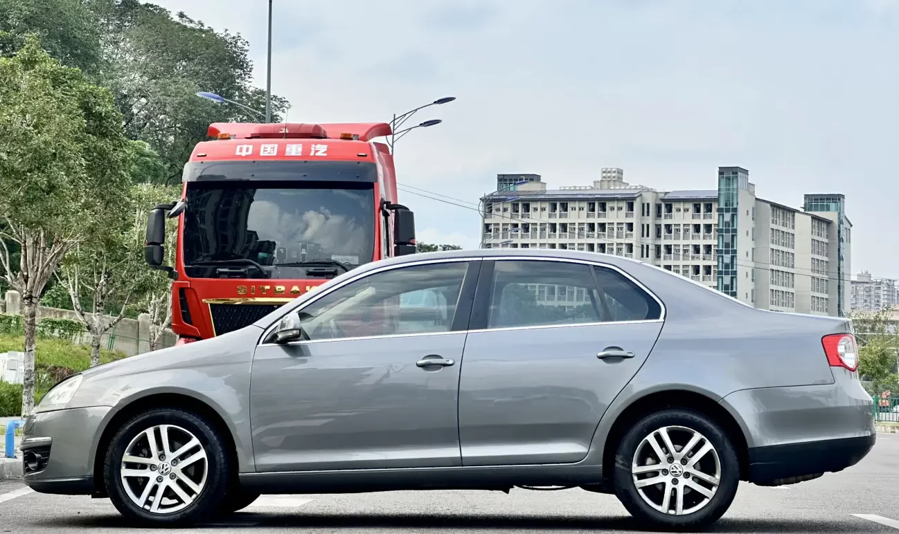 Volkswagen Sagitar