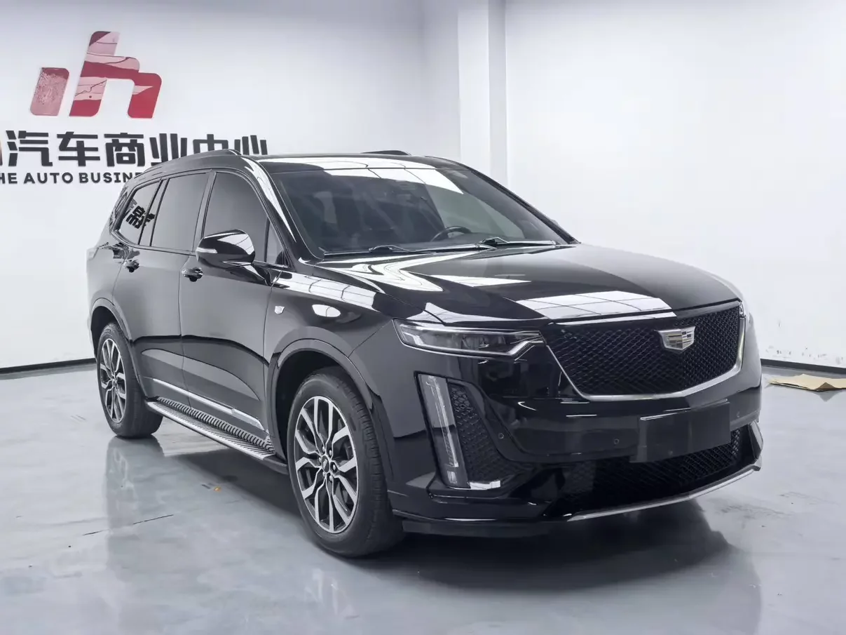 Cadillac XT6