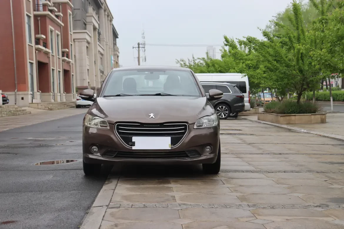 Peugeot 301