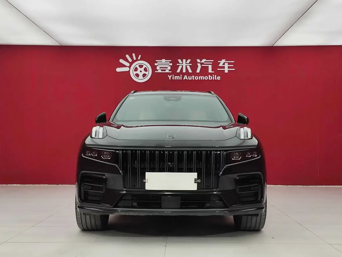Lynk & Co 09