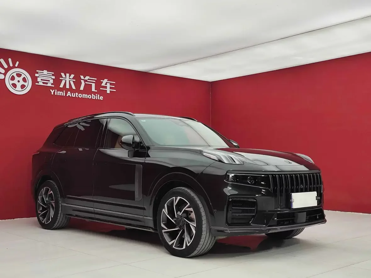 Lynk & Co 09