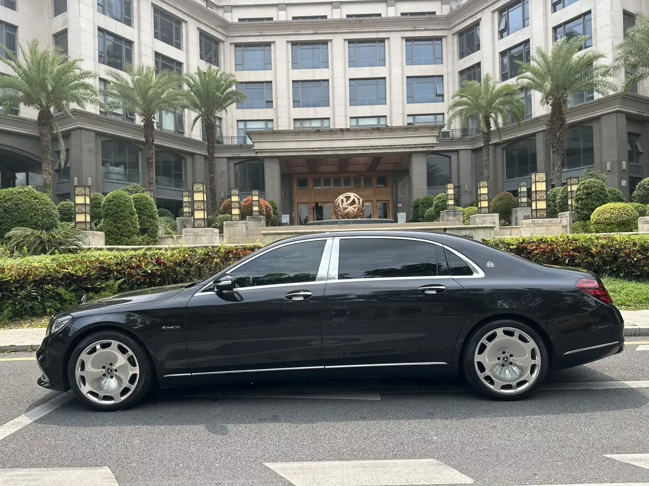 Mercedes-Benz Maybach S-Class