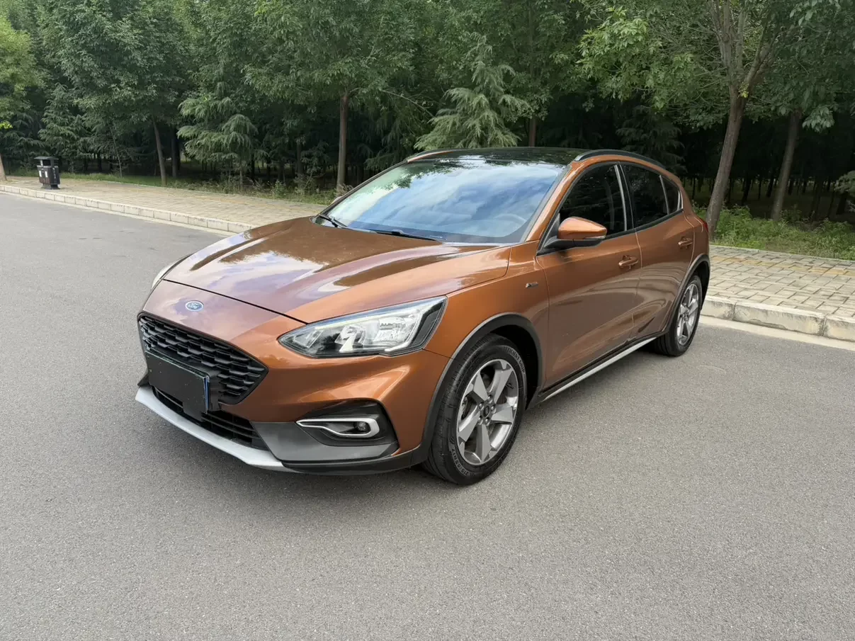 Ford Fox Active