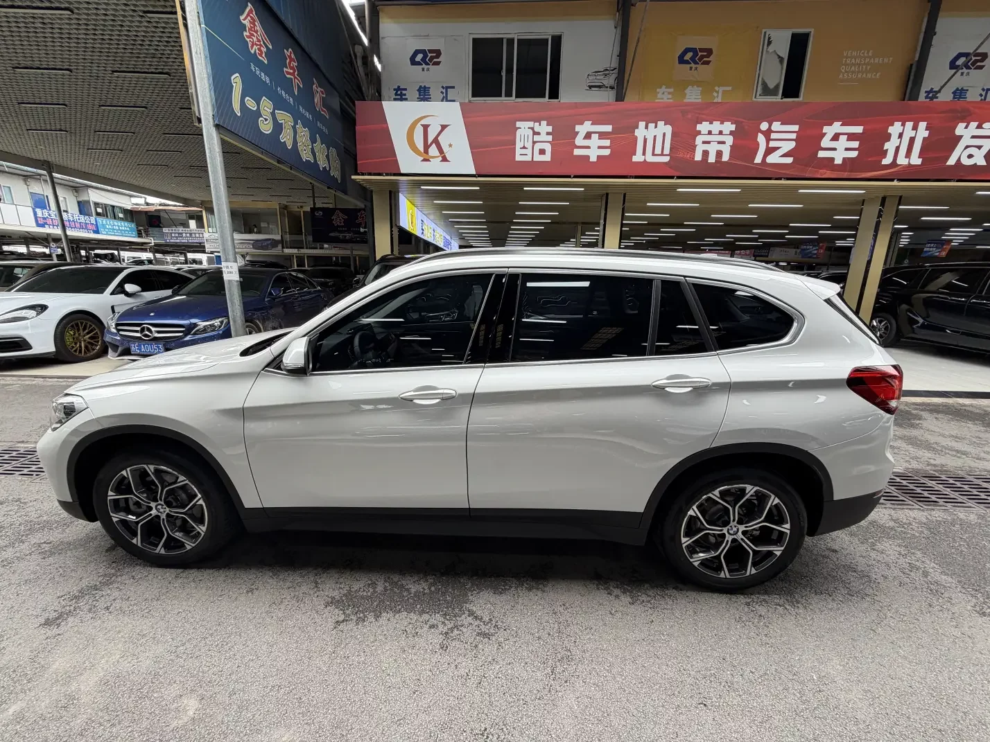 BMW X1