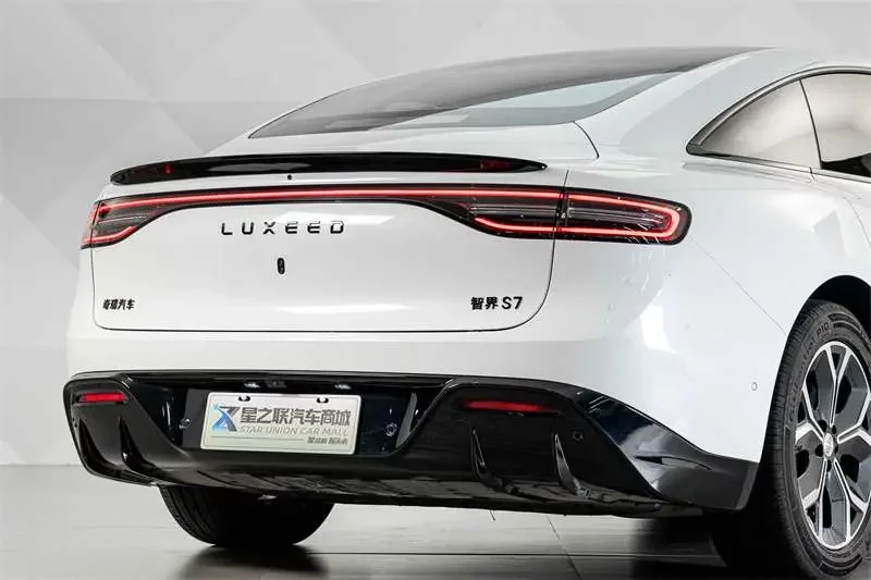 Luxeed SmartS7
