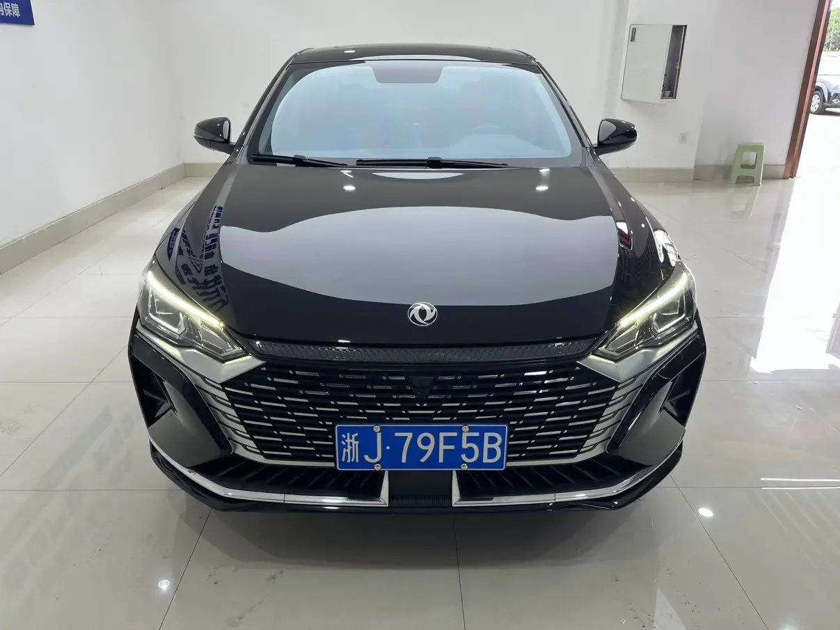 Dongfeng Yixuan MAX