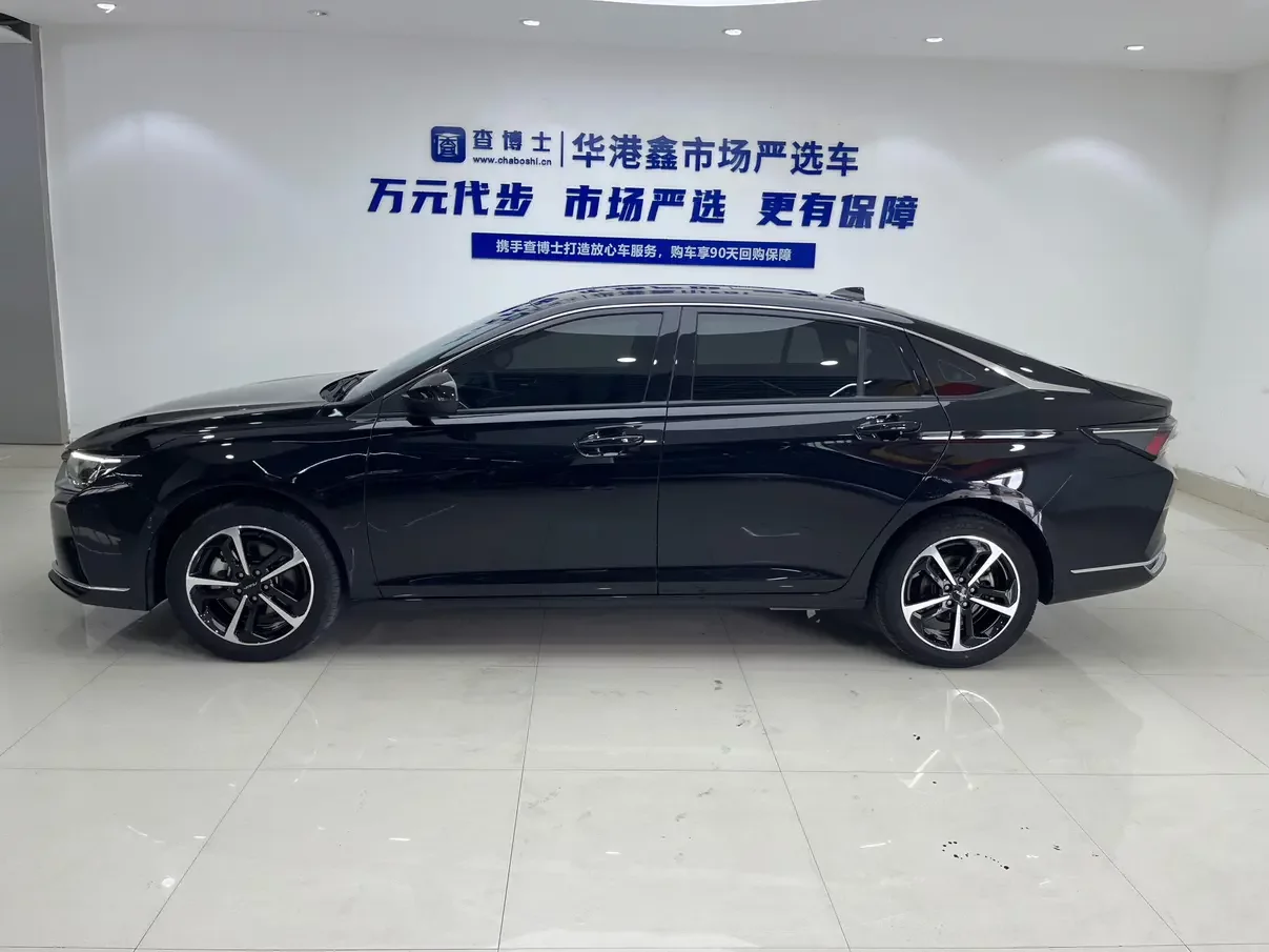 Dongfeng Yixuan MAX