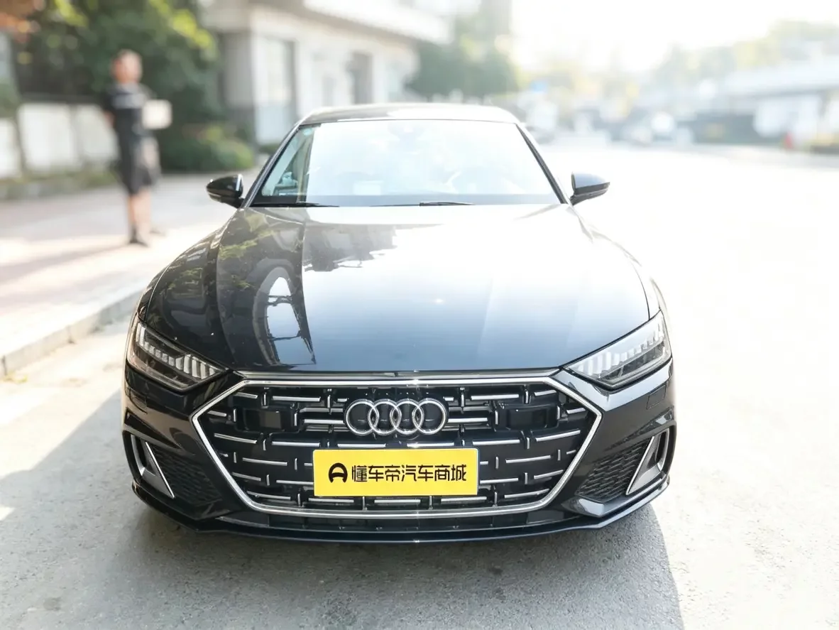 Audi A7L