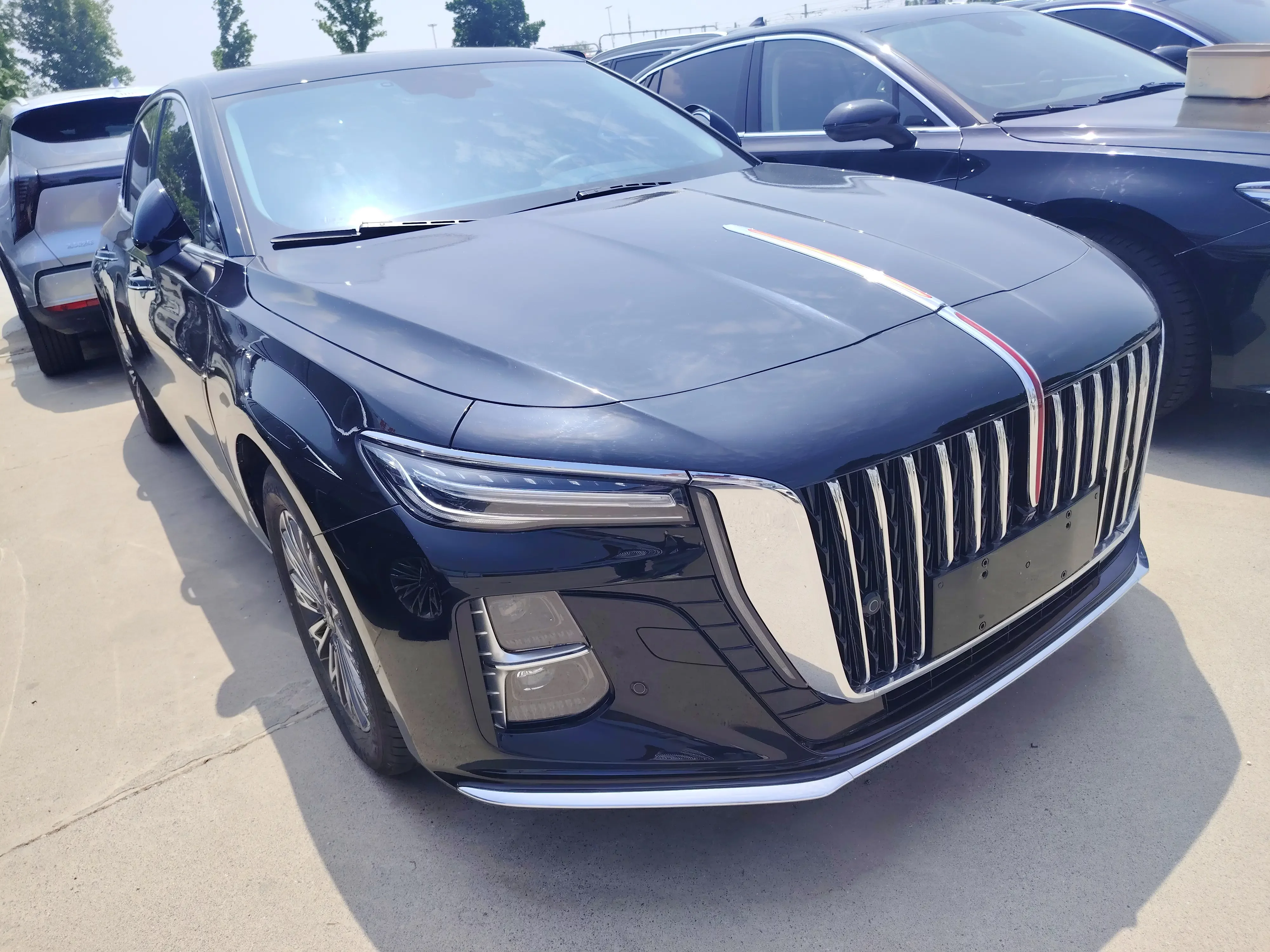 Hongqi H5
