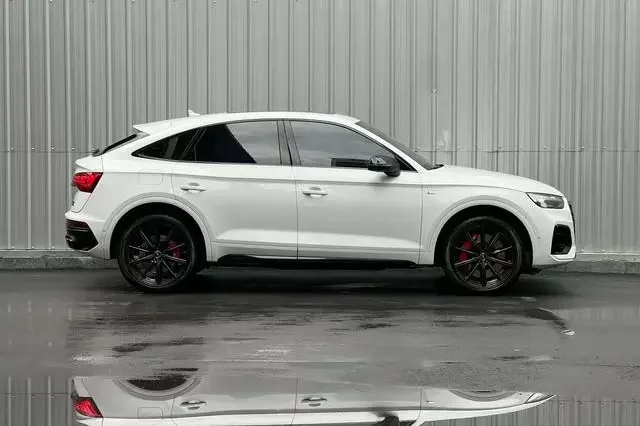 Audi Q5L Sportback