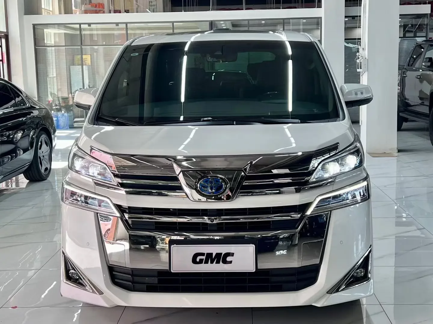 Toyota Crown Wellfire