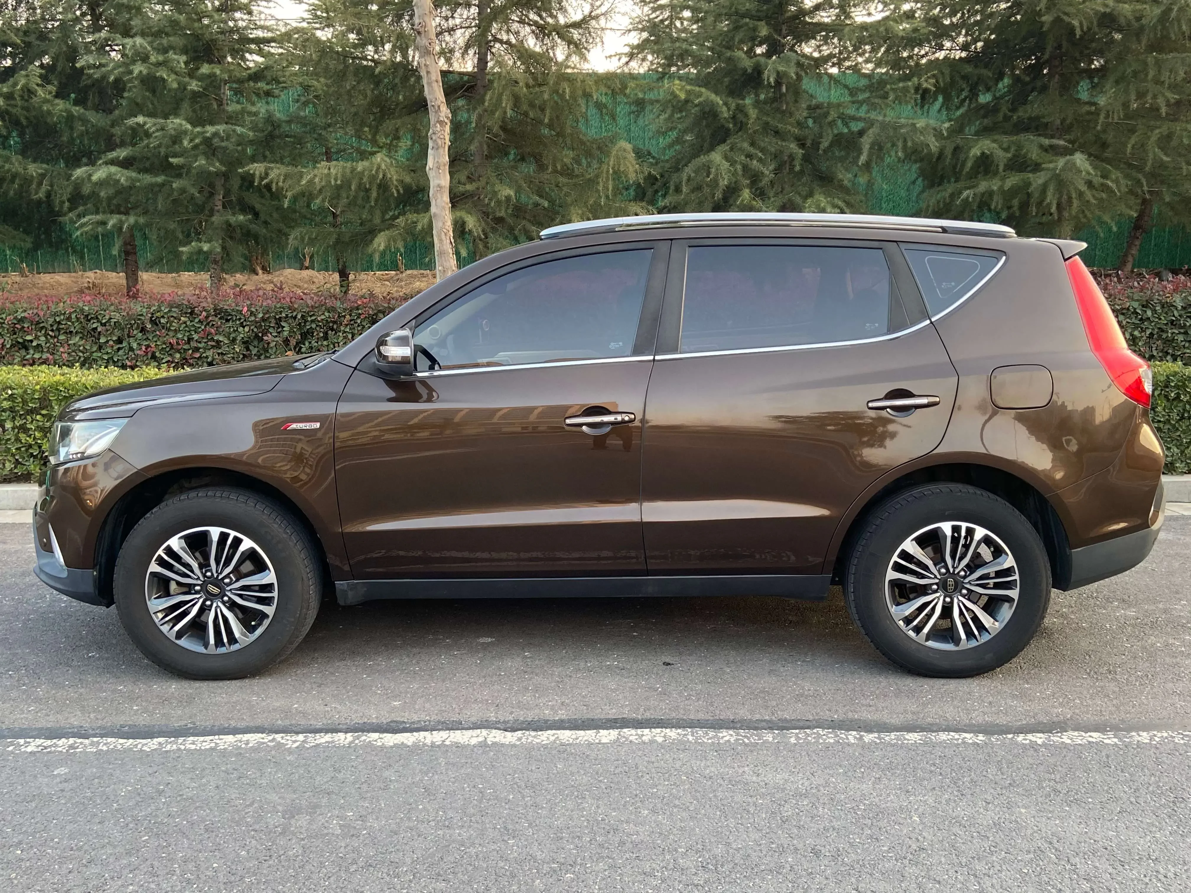 Geely Vision X6