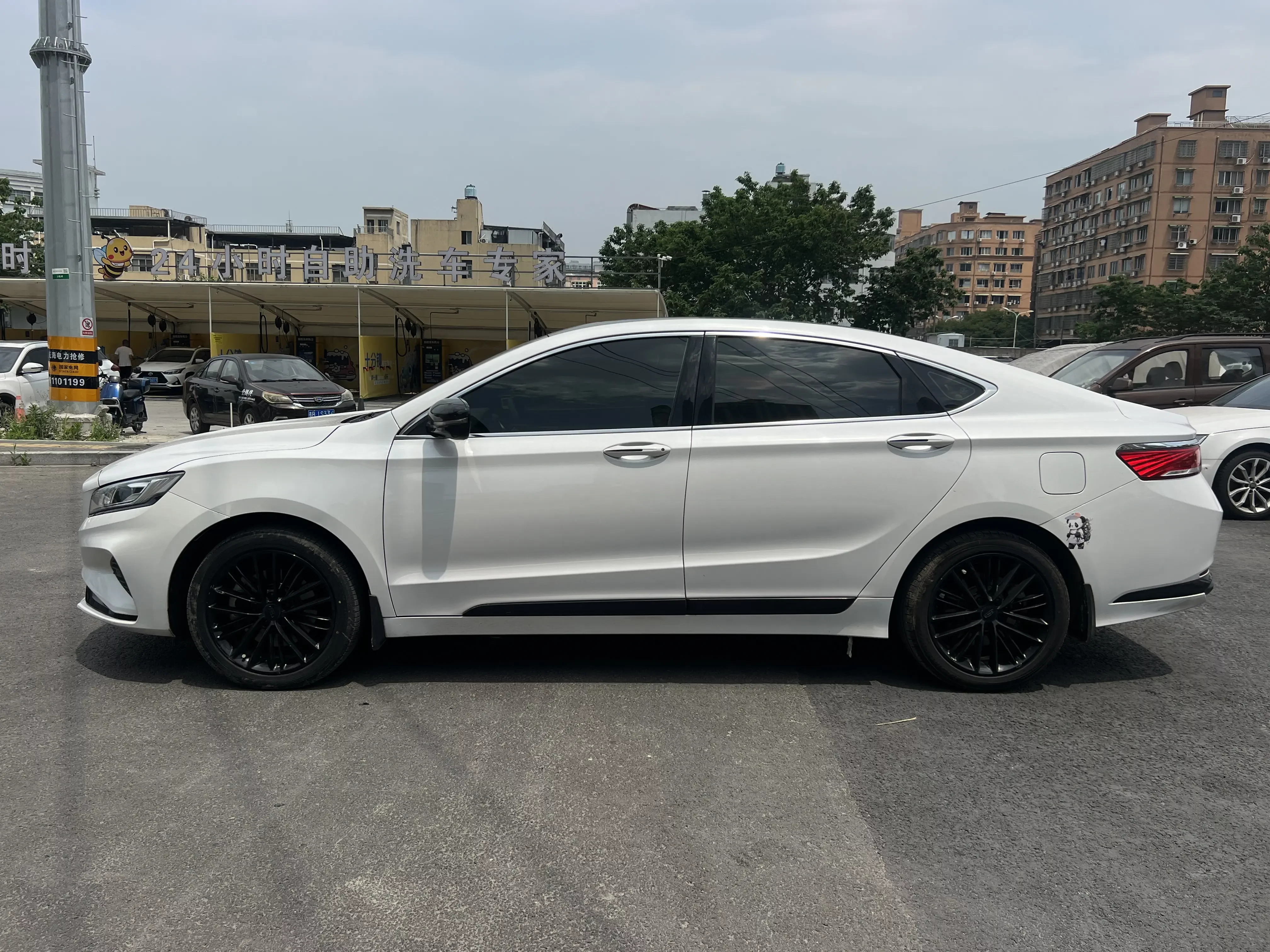 Geely Borui