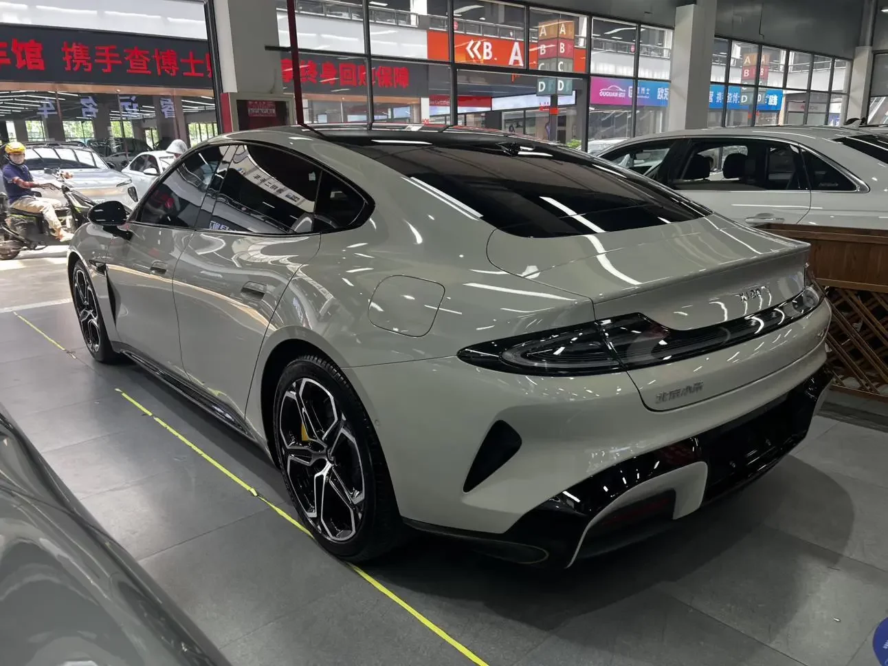 Xiaomi car Xiaomi SU7