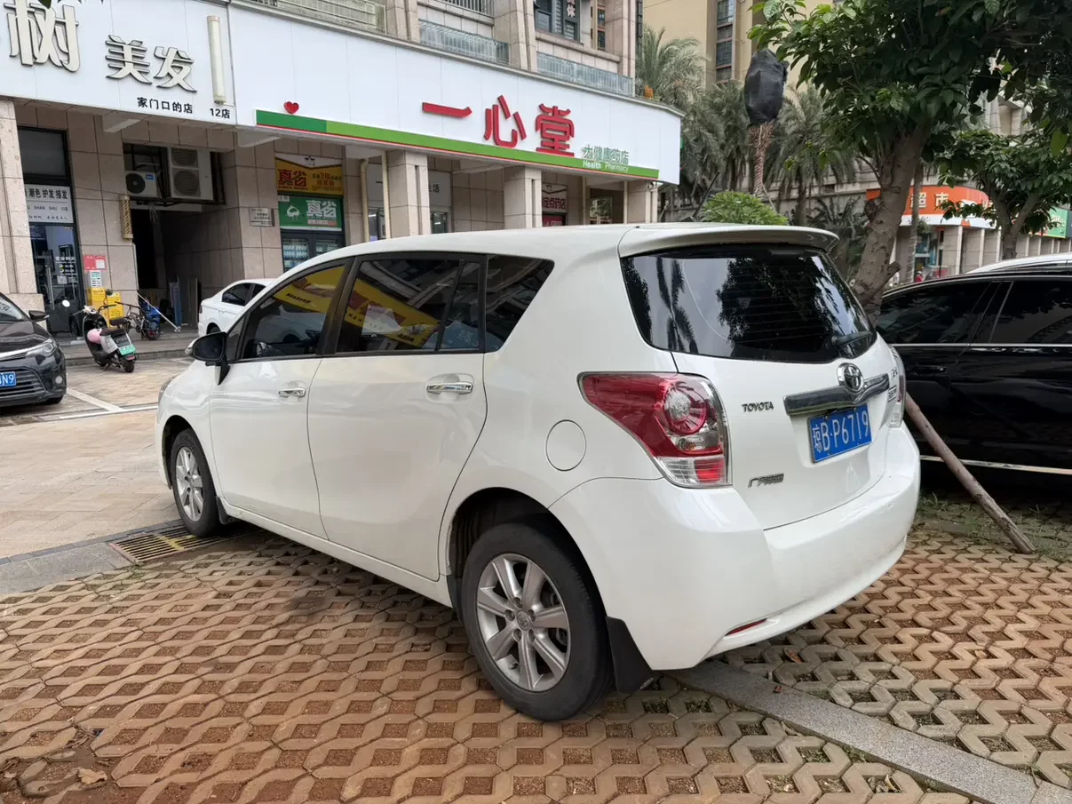 Toyota Verso / EZ