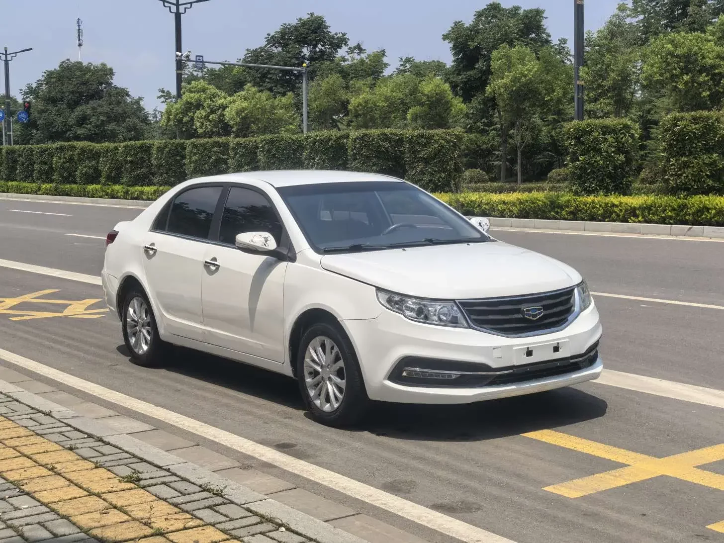 Geely Vision