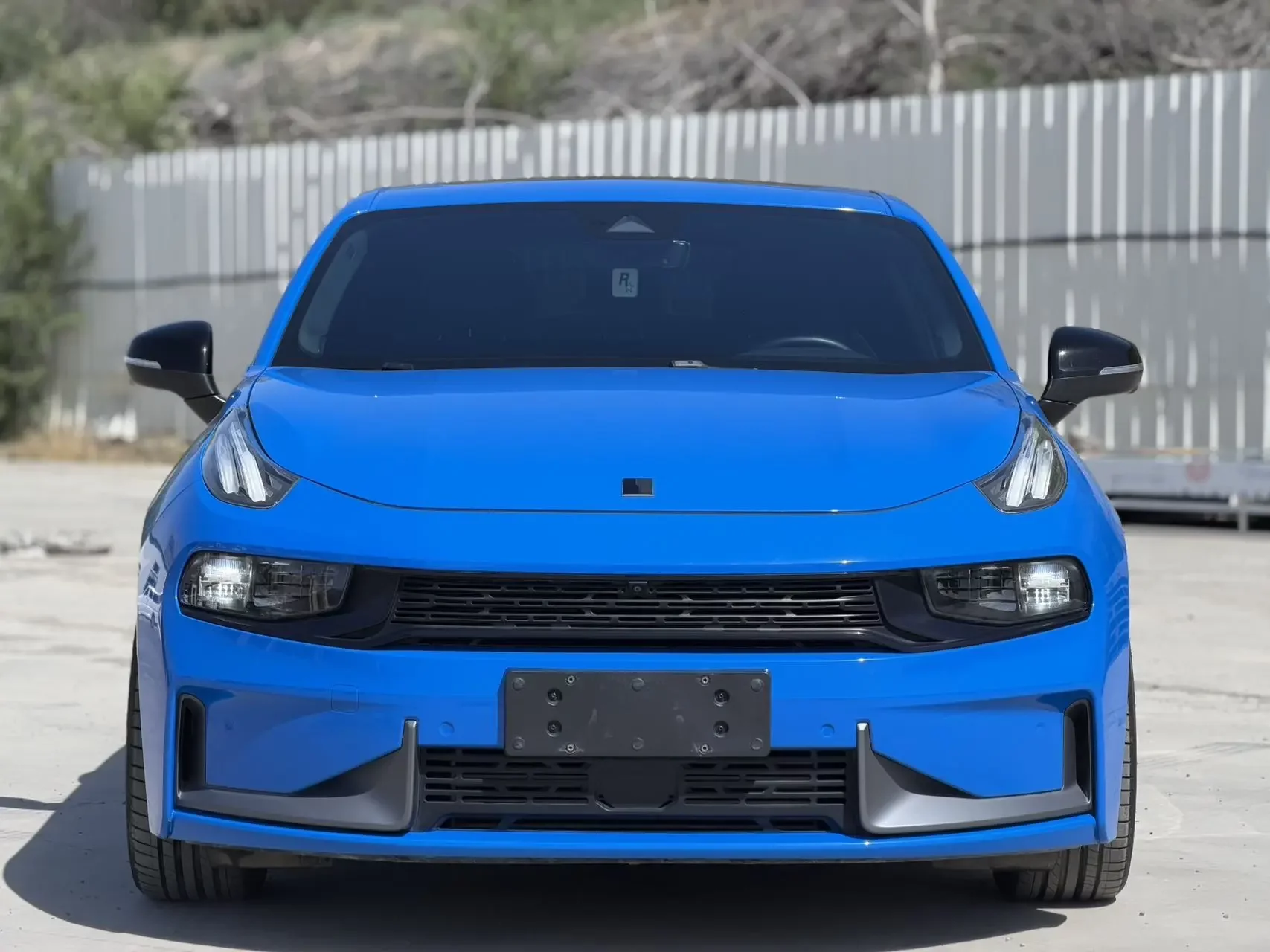 Lynk & Co 03