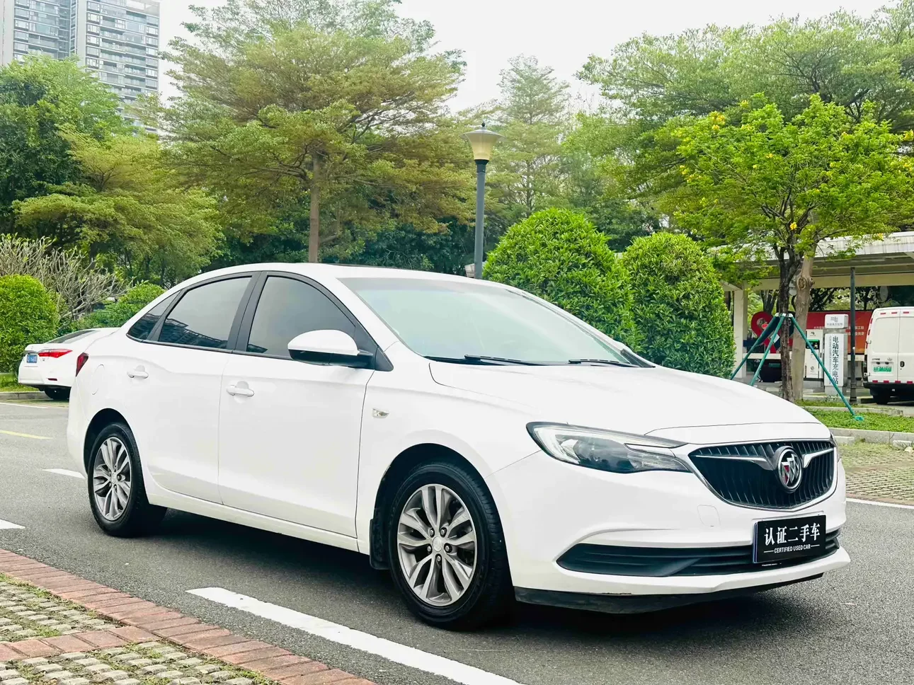 Buick Yinglang