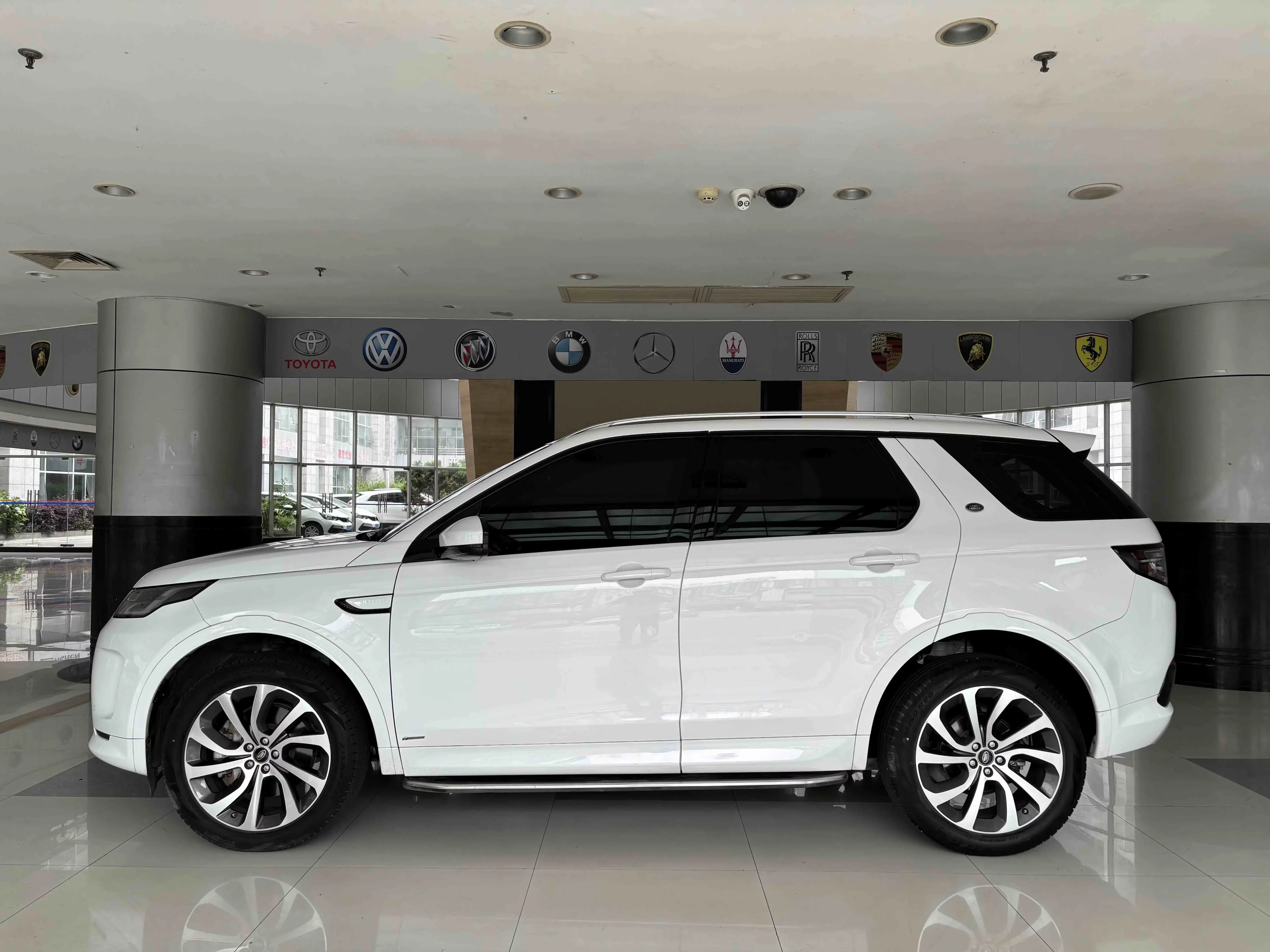 Land Rover Discover Sports
