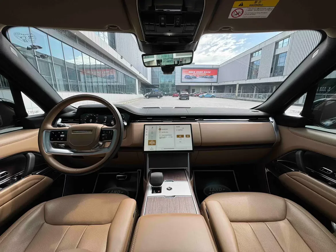 Land Rover range rover