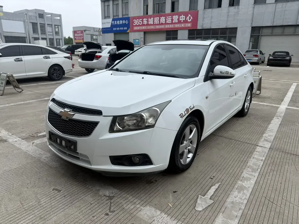 Chevrolet Monza (Cruze)  из Китая