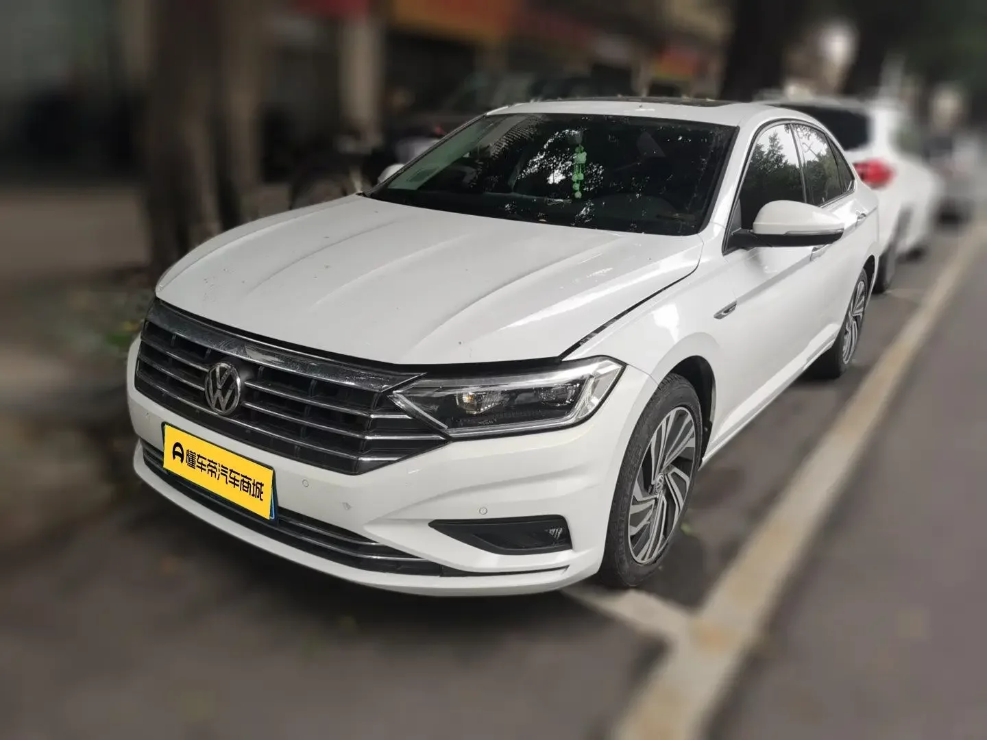 Volkswagen Sagitar