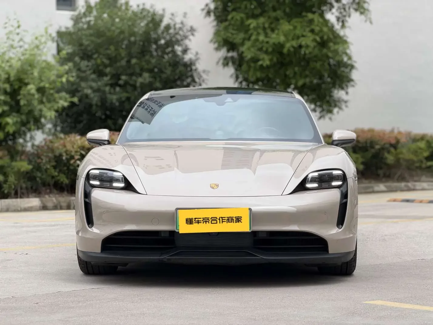 Porsche Taycan